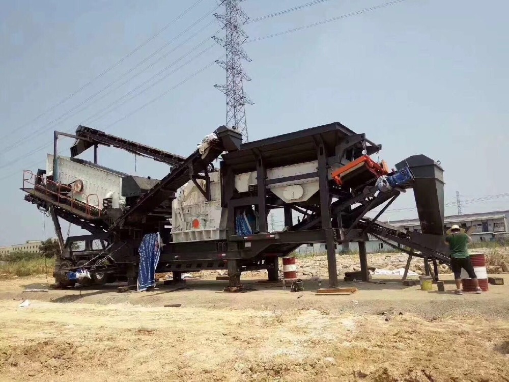 Argentine customers purchased the tire-type mobile crushing station of Shikuang Technology